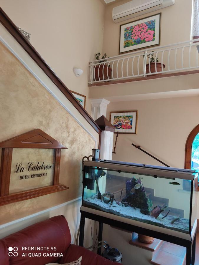 Hotel La Calabrese Isola Di Capo Rizzuto ภายนอก รูปภาพ