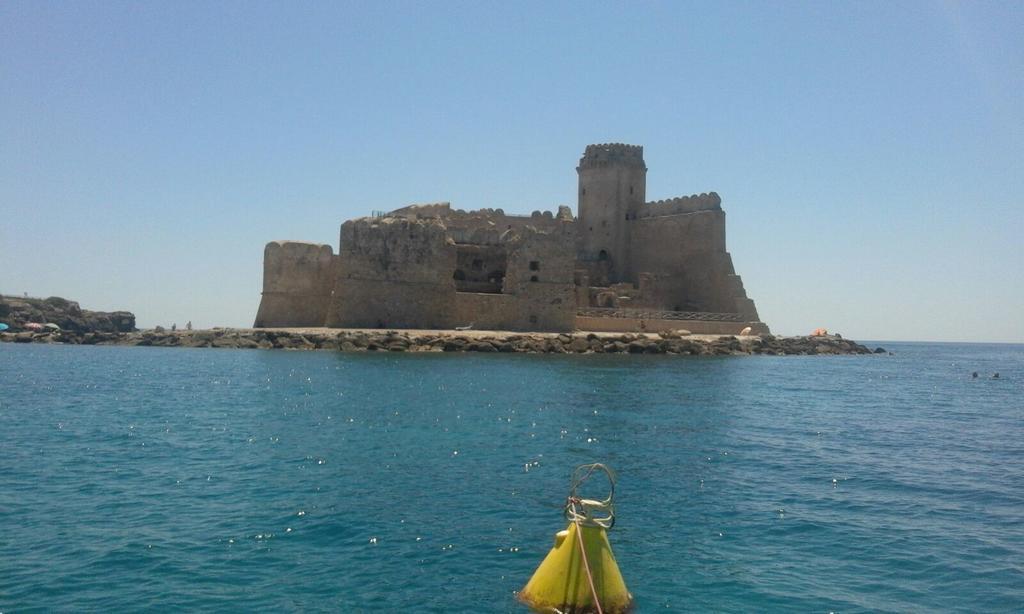 Hotel La Calabrese Isola Di Capo Rizzuto ภายนอก รูปภาพ