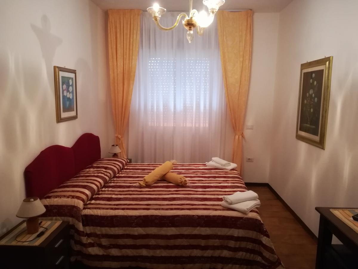 Hotel La Calabrese Isola Di Capo Rizzuto ภายนอก รูปภาพ