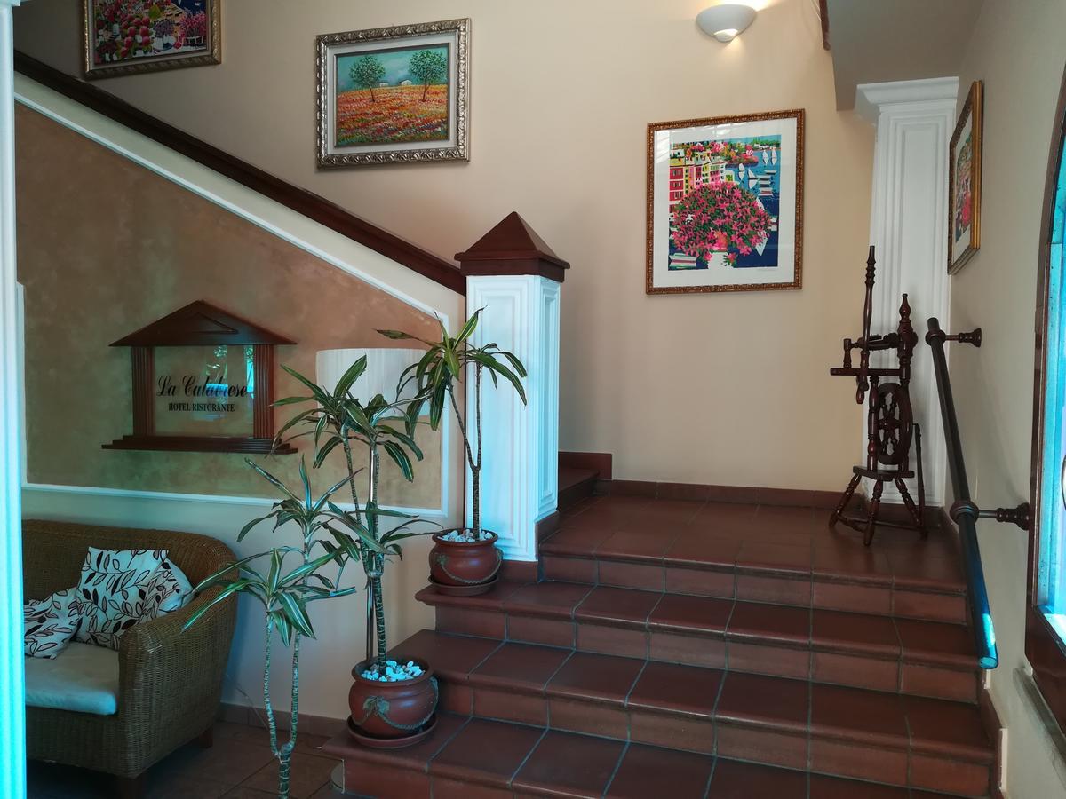 Hotel La Calabrese Isola Di Capo Rizzuto ภายนอก รูปภาพ