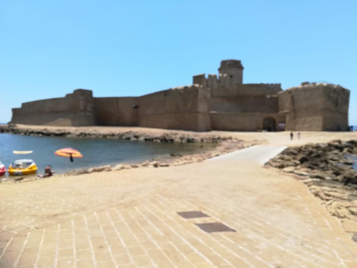 Hotel La Calabrese Isola Di Capo Rizzuto ภายนอก รูปภาพ