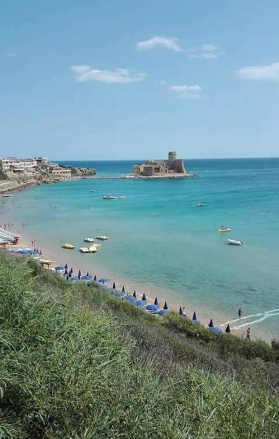 Hotel La Calabrese Isola Di Capo Rizzuto ภายนอก รูปภาพ